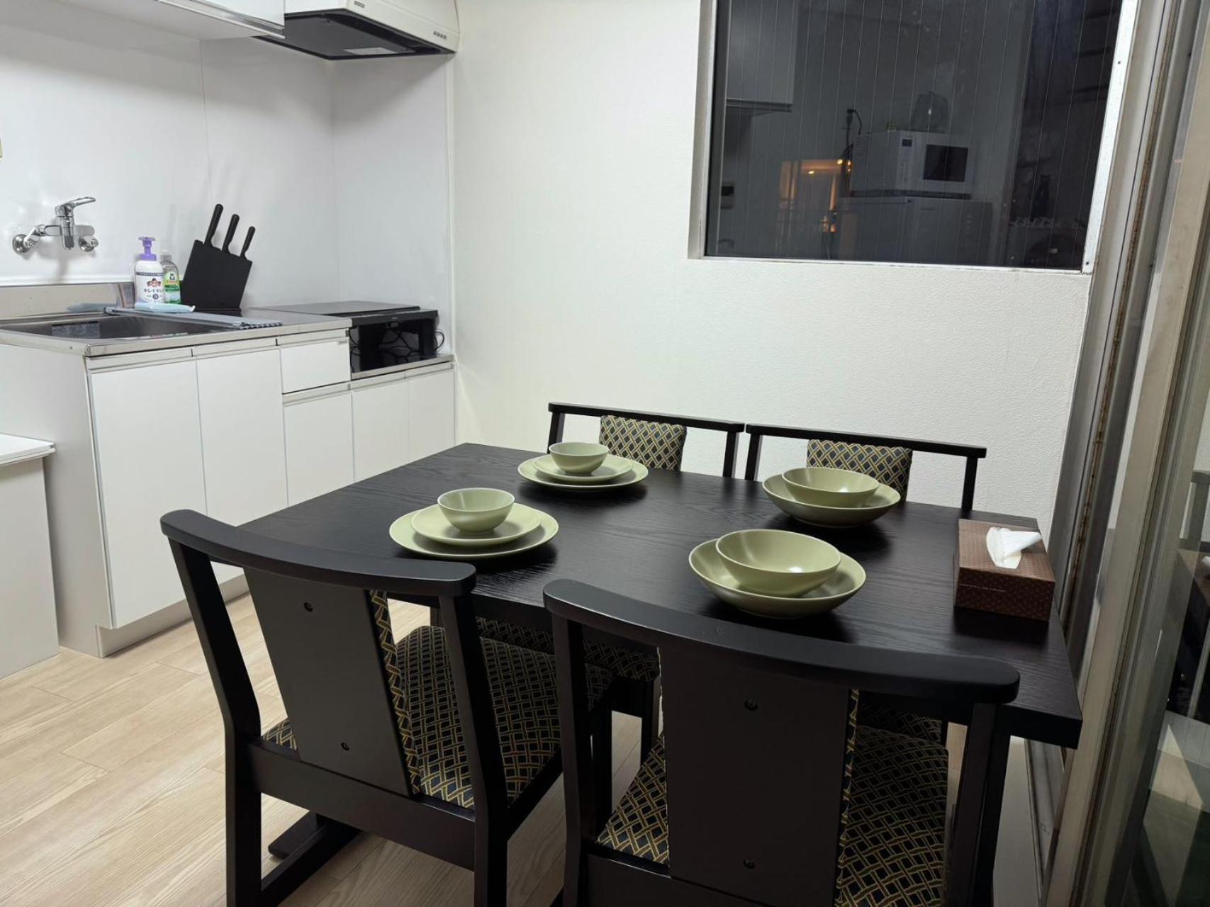 Appartement Lovetokyo Easy Access Nezu Sunset House 根津駅徒歩1分 2-4人 エレベーター 上野 谷中銀座 根津神社 東京大学 新宿 渋谷 銀座 築地 原宿近い Tōkyō